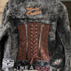 Meet your Posher, Debbie